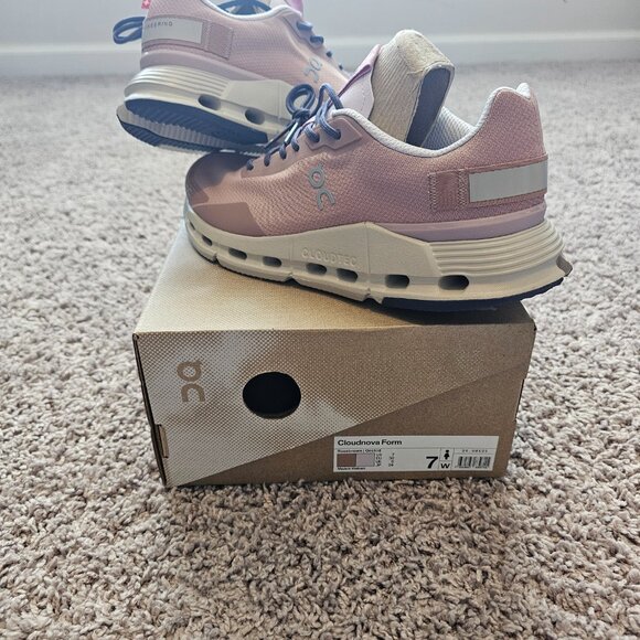 ON Cloudnova Womens Shoes Size 7 - Picture 3 of 8